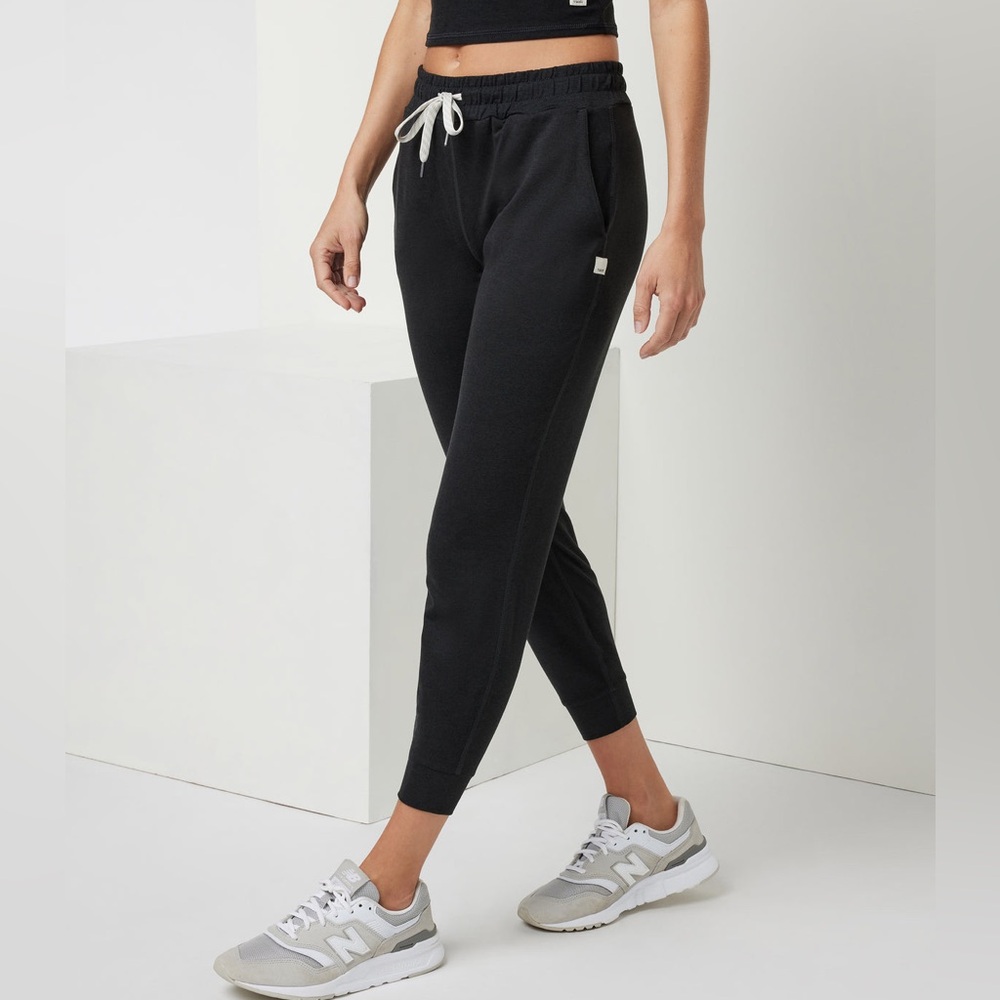 Vuori Performance Joggers